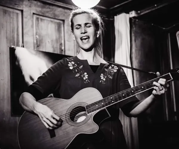 Jodel Talk & Solo Konzert mit Seraina Clark