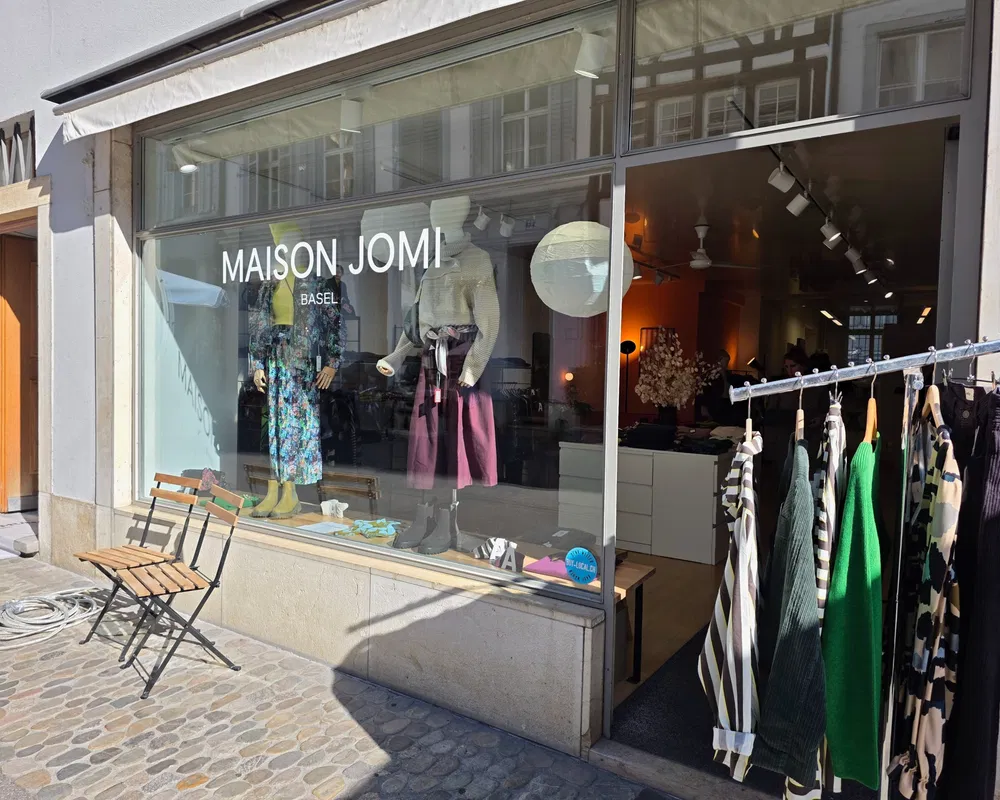 Maison Jomi