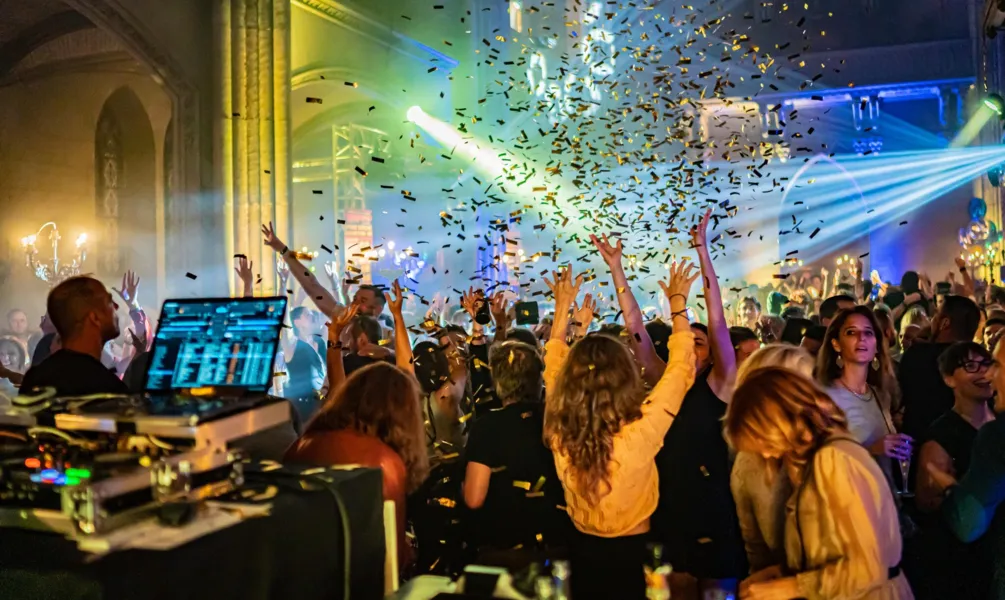 Ü-30-Party