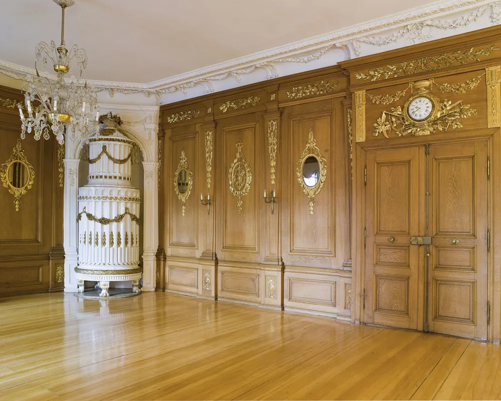 Walzen und Tanzen im goldenen Saal