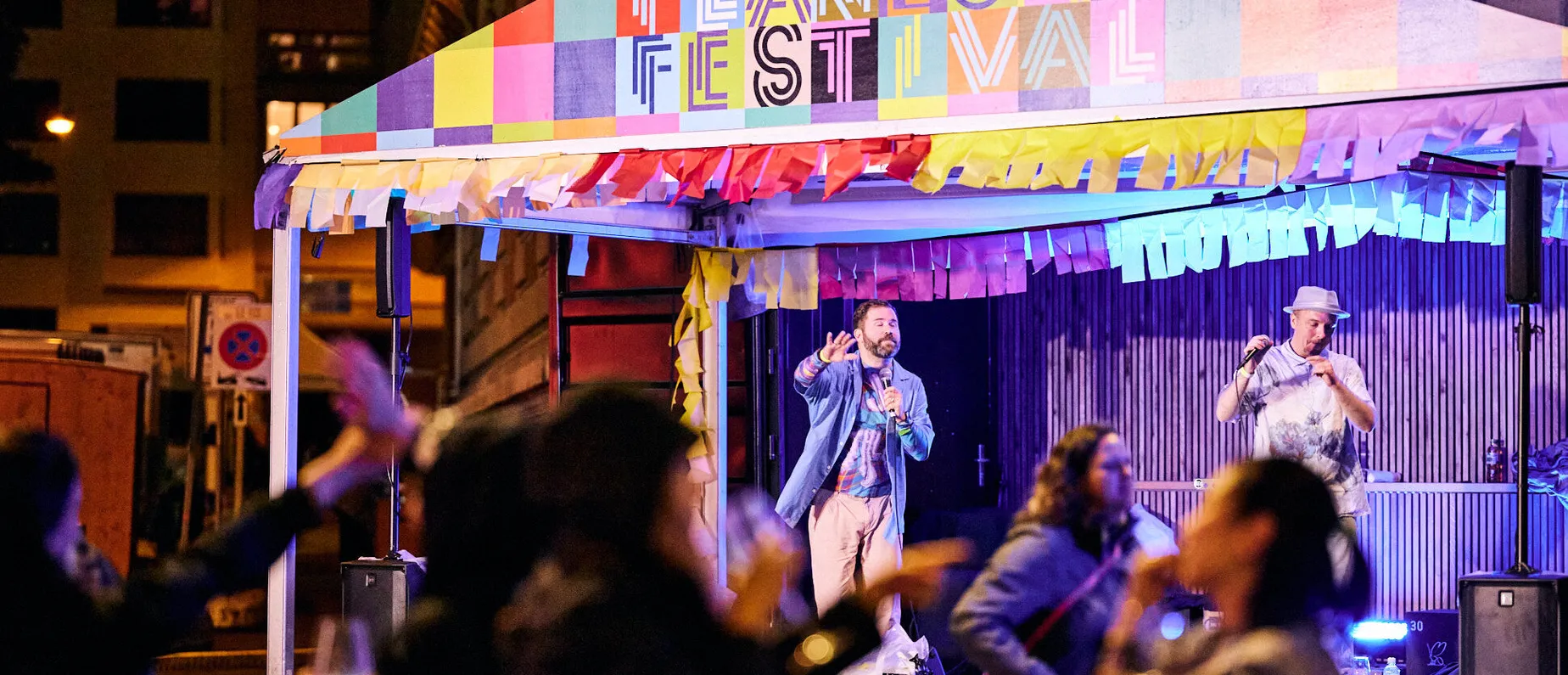 Die Fülle Basels auf 300 Metern – Auch 2024 entzückt das Flâneur Festival in der Elisabethenstrasse tausende Besuchende mit vielen kreativen Angeboten, Workshops, kulinarischer Vielfalt, Musik und endloser Stimmung.