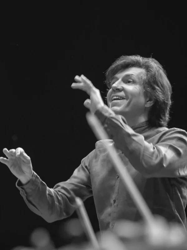 Orquestra NEOJIBA und Ricardo Castro (Leitung und Klavier)