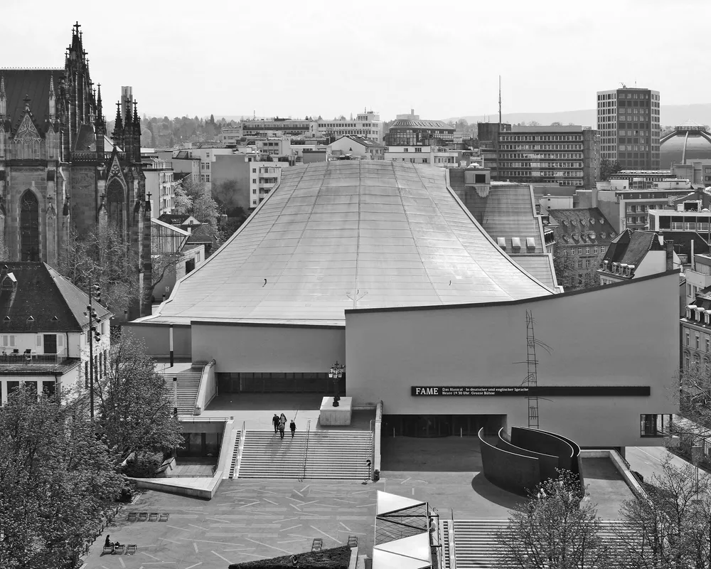 Universum unterm Betondach