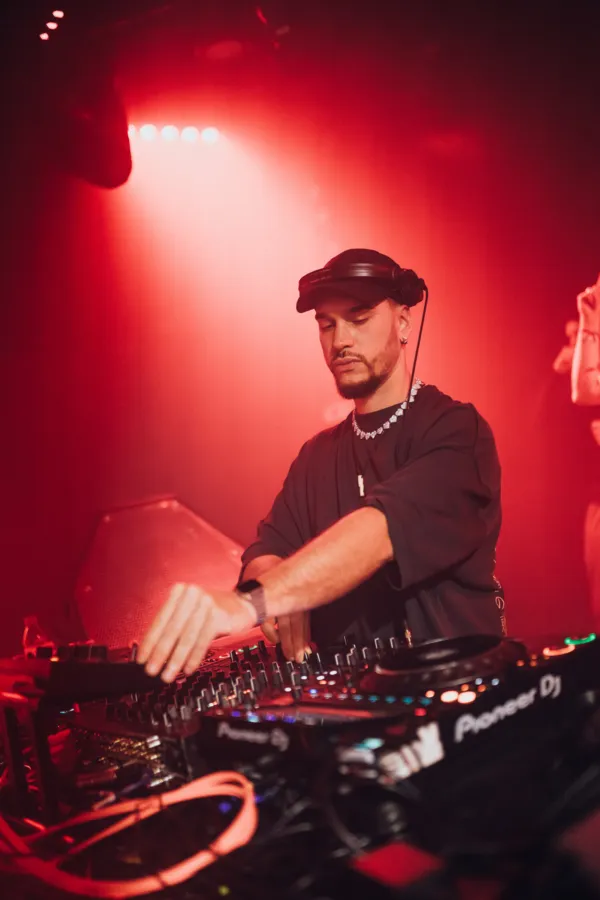 Studio 405 X: Mickael Espinosa all night long