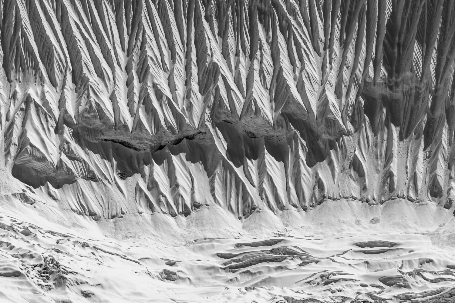 "Structured steep icy slopes", Schnappschuss 2025, Kategorie Pflanzen, Landschaften und andere Naturphänomene, Top 10