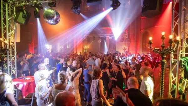 Ü30-Party Club Edition