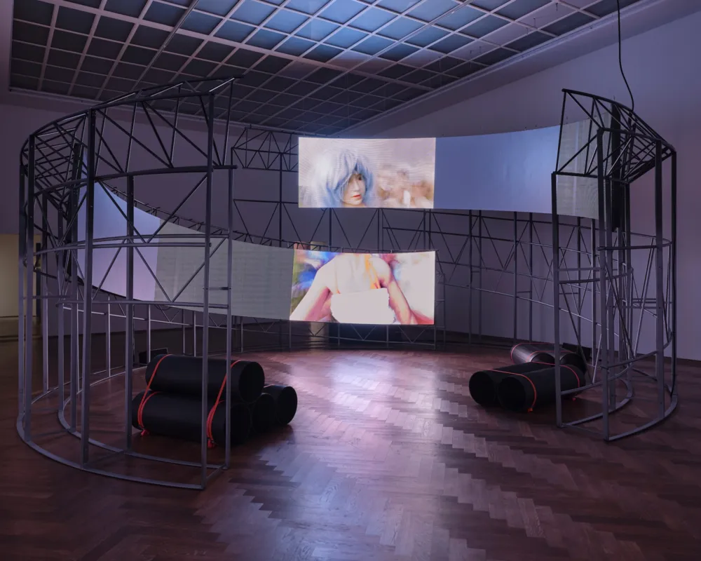Zwischen Leinwand und Algorithmus