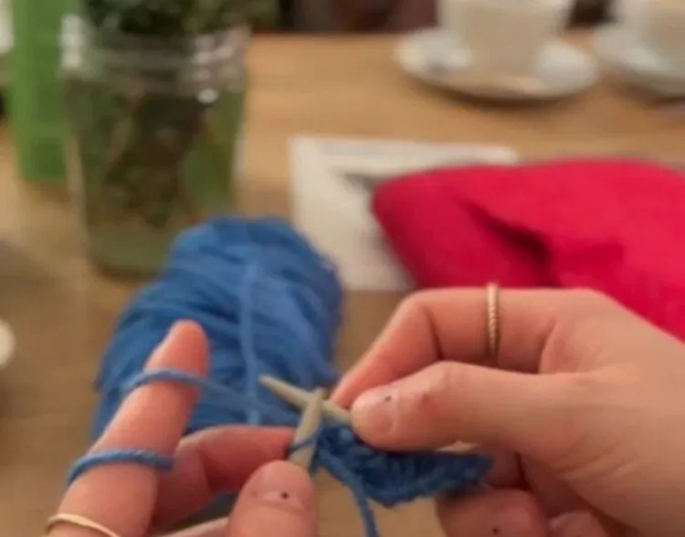 Strickcafé mit Coralie und Leonie