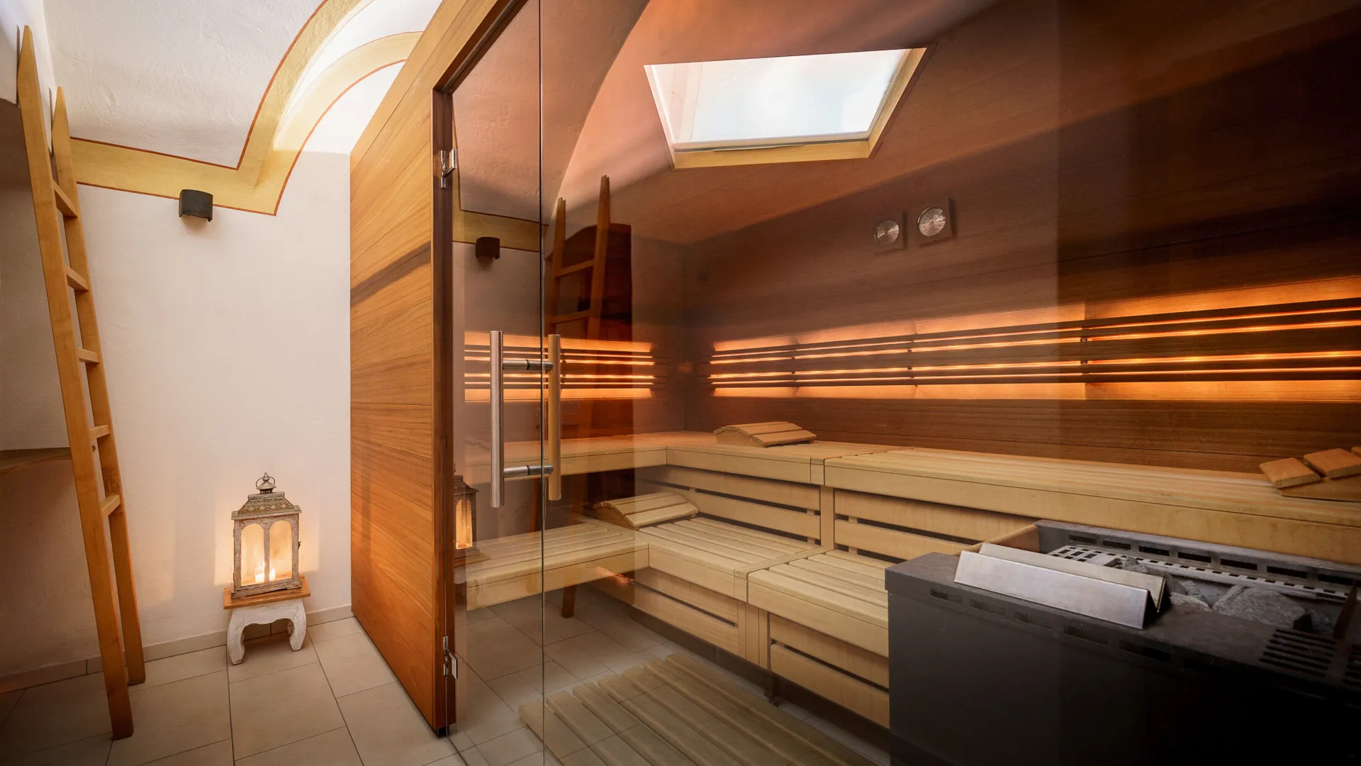 BLUME. Hotel & Restaurant Sauna