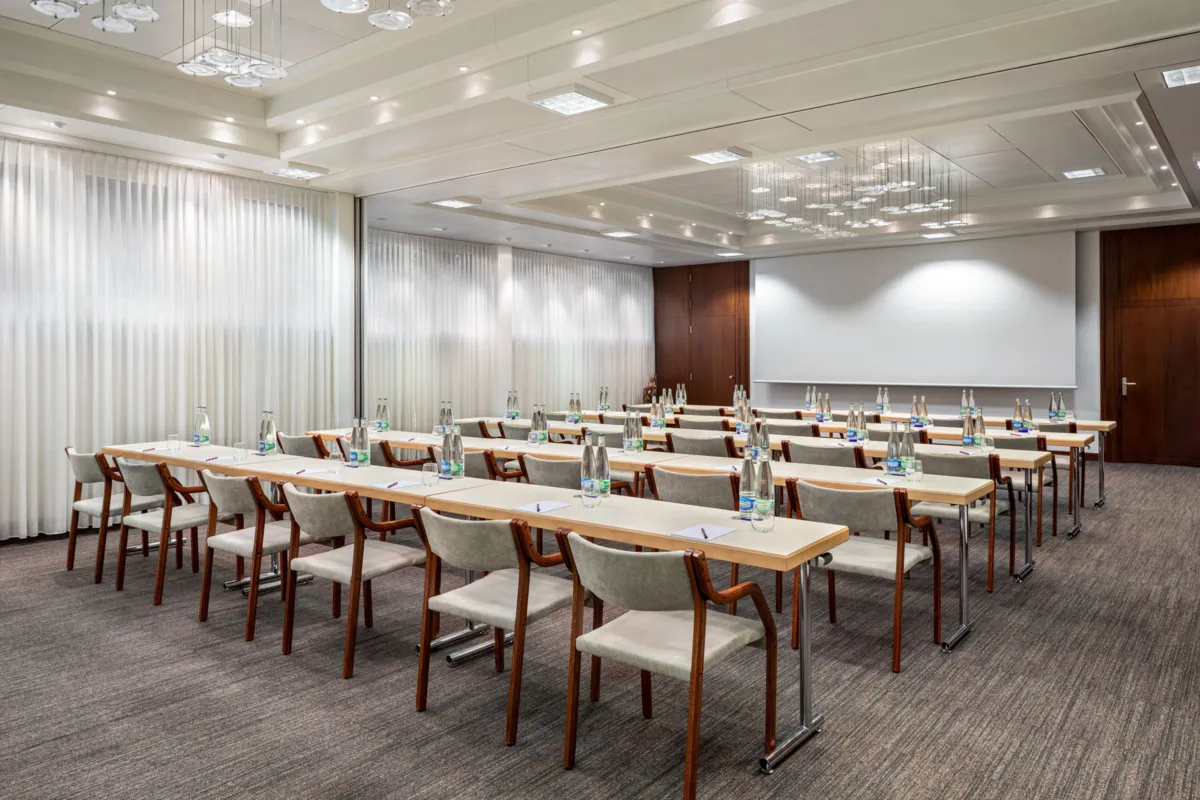 Ramada by Wyndham Baden Hotel du Parc Meeting Room Gamma Delta