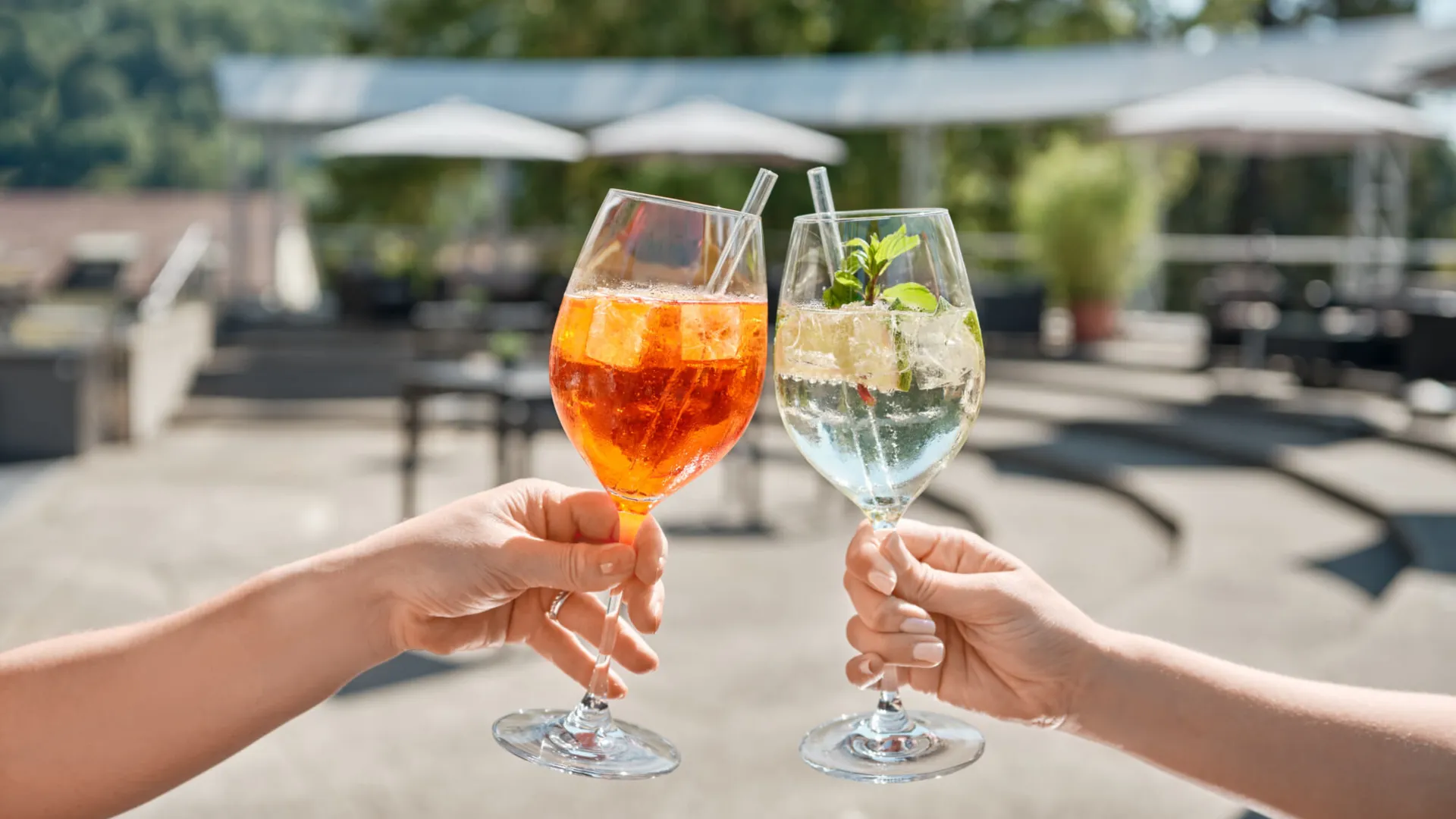 Grand Casino Baden Au Premier Terrasse mit Drink