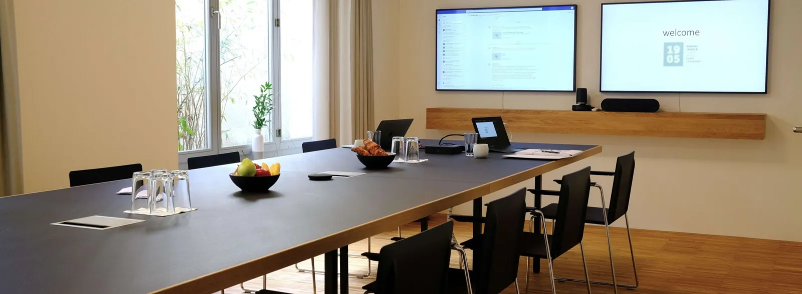 1905 Business Center Sitzungszimmer