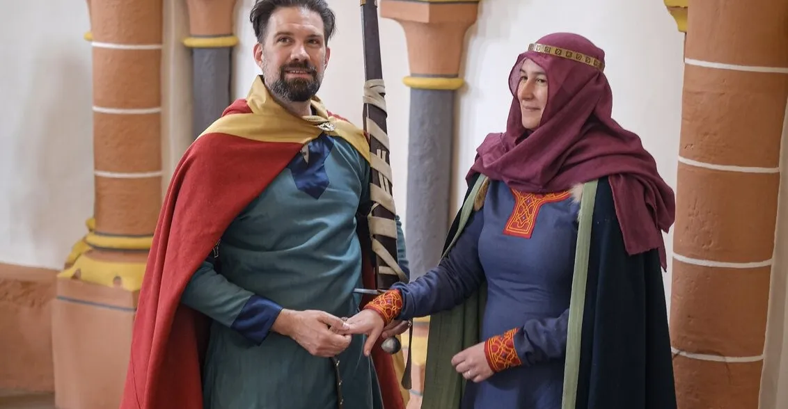 Workshop: Kleid aus dem Hochmittelalter nähen