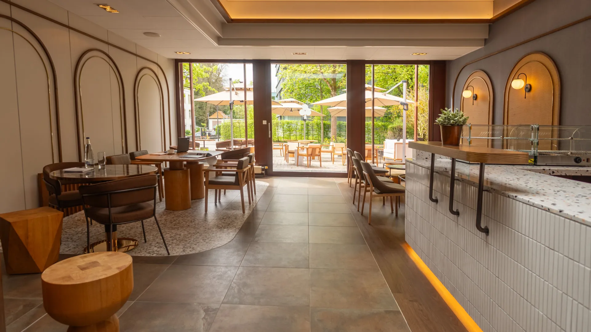 Ramada by Wyndham Baden Hotel du Parc Cafe