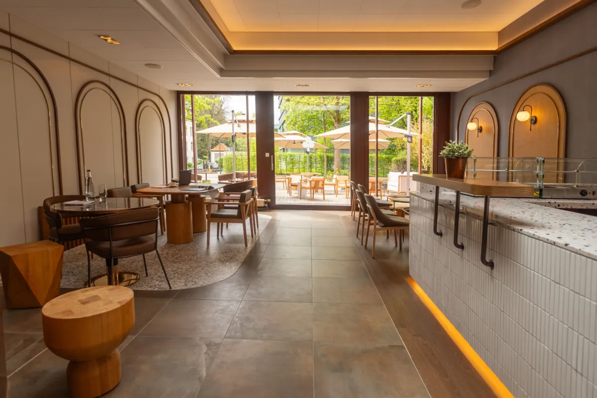 Ramada by Wyndham Baden Hotel du Parc Cafe