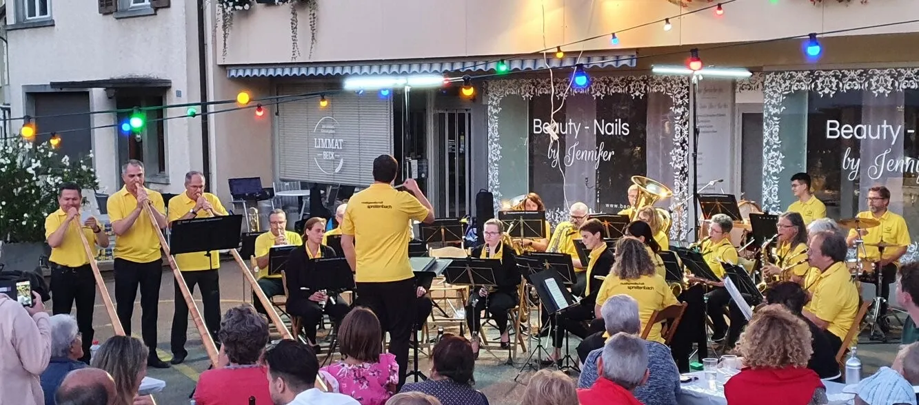 Sternenplatzkonzert der Musikgesellschaft Spreitenbach