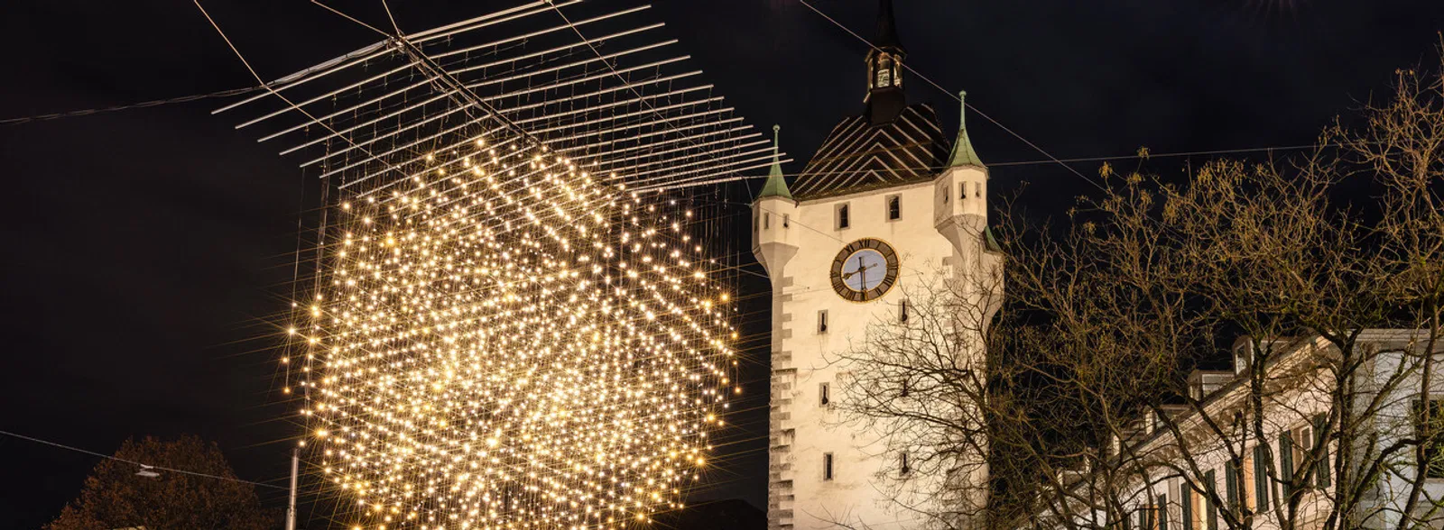 Weihnachtsbeleuchtung auf dem Schlossbergplatz