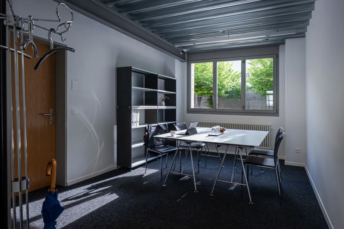 1905 Business Center, Büro Birke