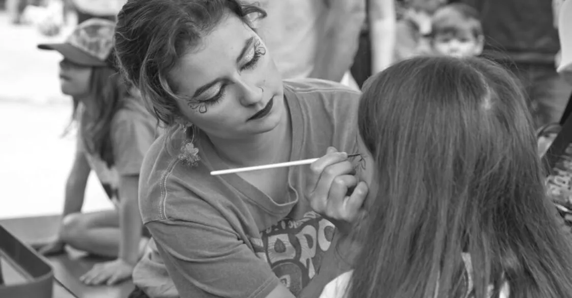 Gratiskonzert: Kinderprogramm mit dem Kindertheater Lampefieber & Hilfsscheriff Tom (CH)