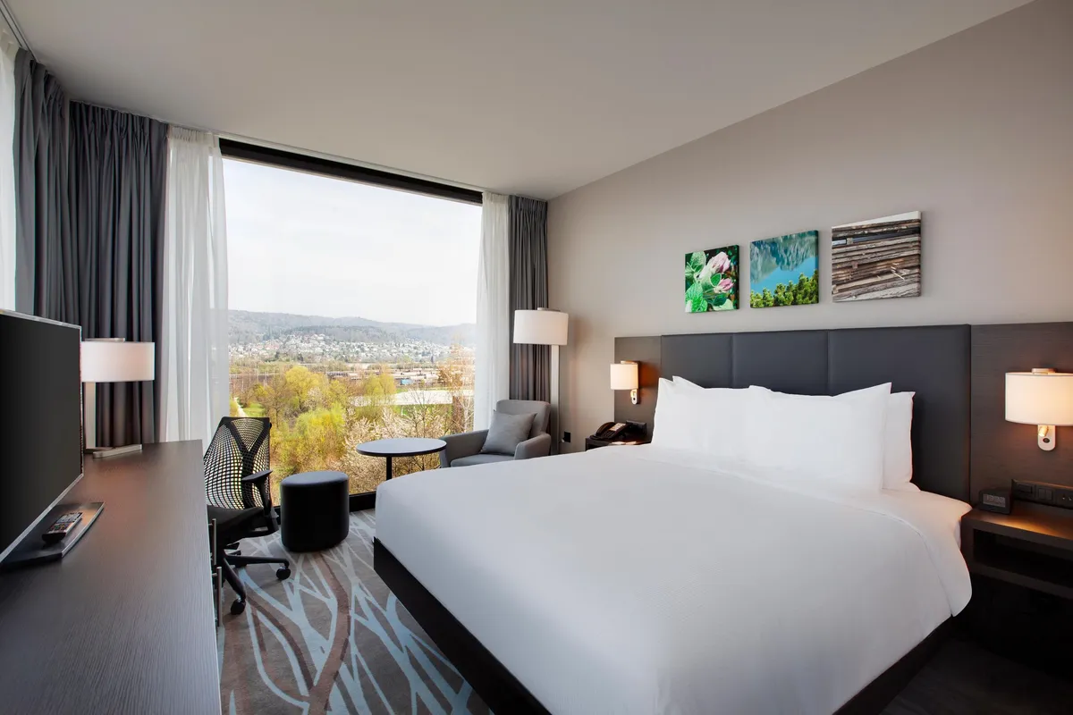 King Guest Room, Hilton Garden Inn Zurich Limmattal