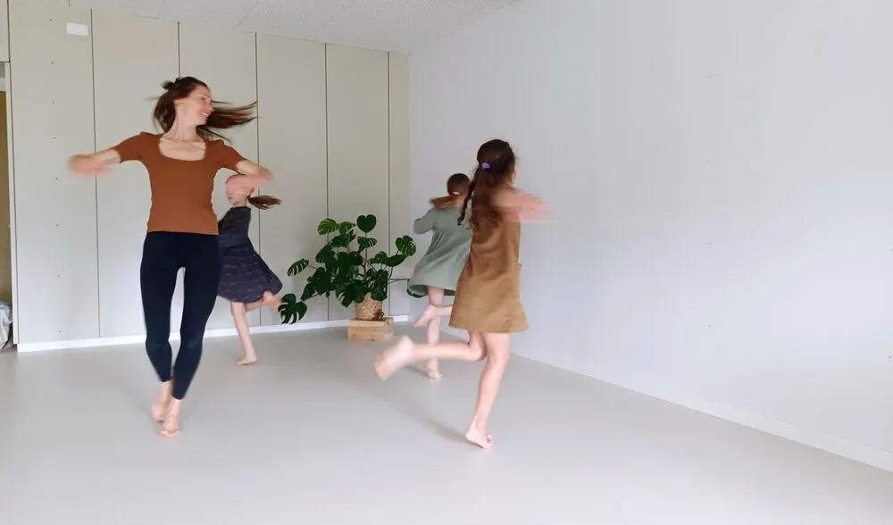 Kreativer Kindertanz
