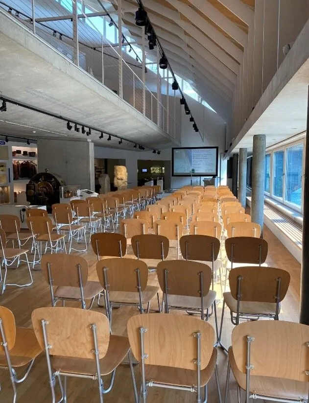 Historisches Museum Baden Hauptraum am Fluss