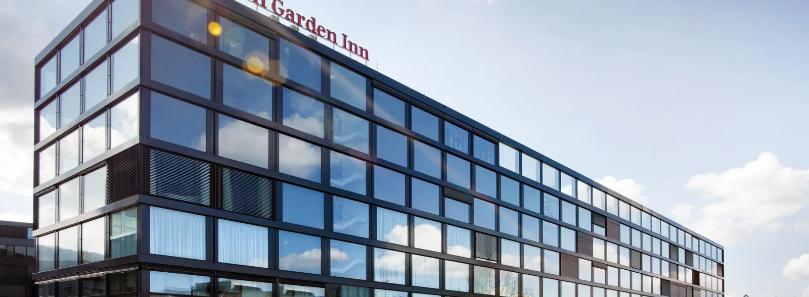 Gebäude der Hilton Garden Inn Zurich Limmattal 