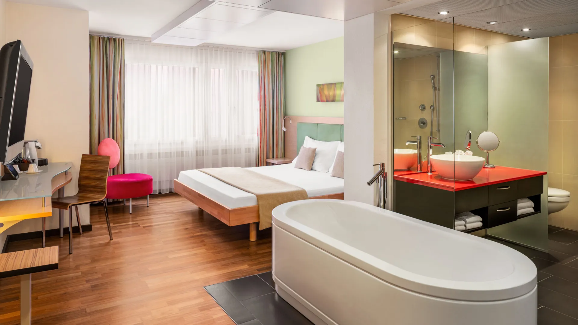 Ramada by Wyndham Baden Hotel du Parc Deluxe Room