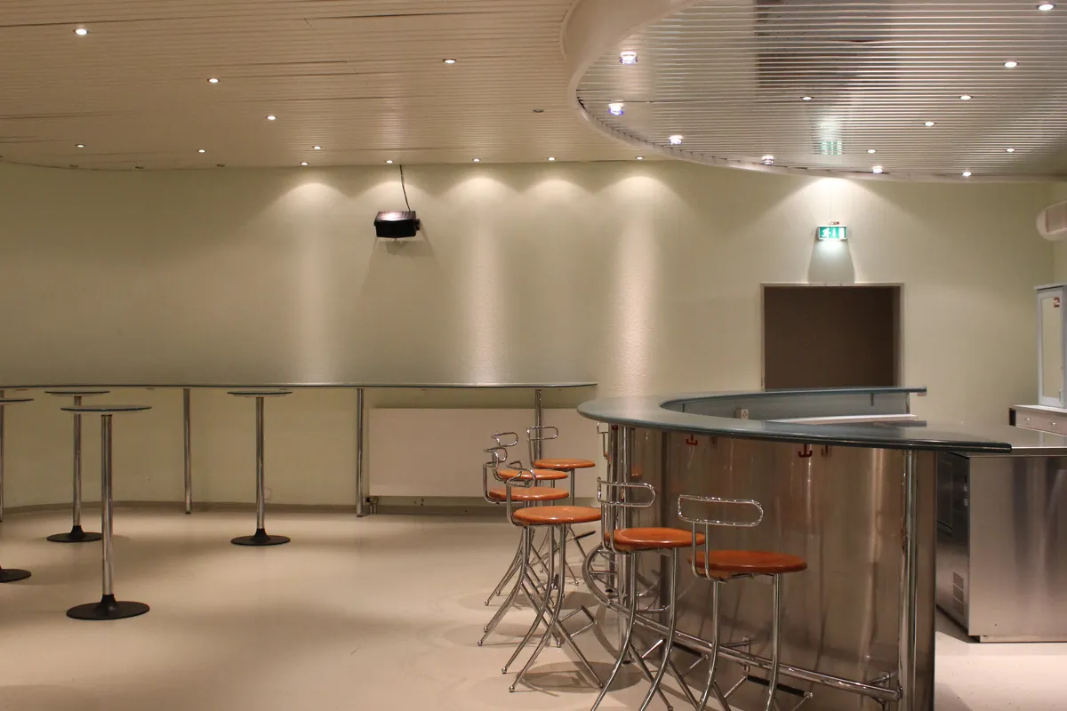 Stadthalle Dietikon, Bar