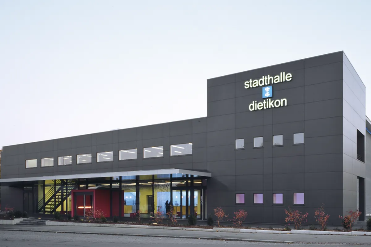 Stadthalle Dietikon, Aussenansicht