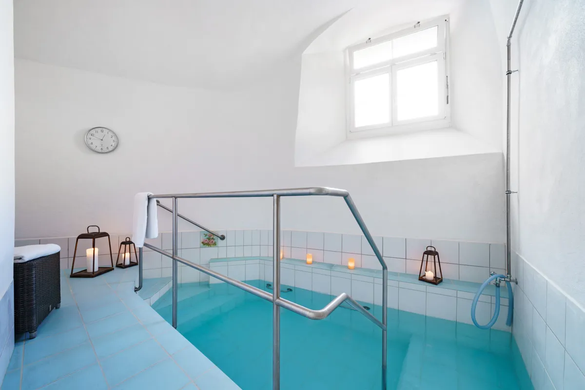 BLUME. Hotel & Restaurant Römisches Wannenbad