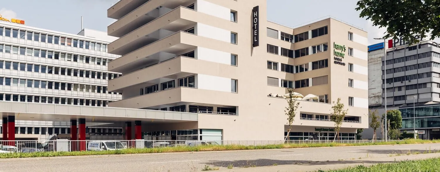 Harry's Home Zurich Limmattal Aussenansicht