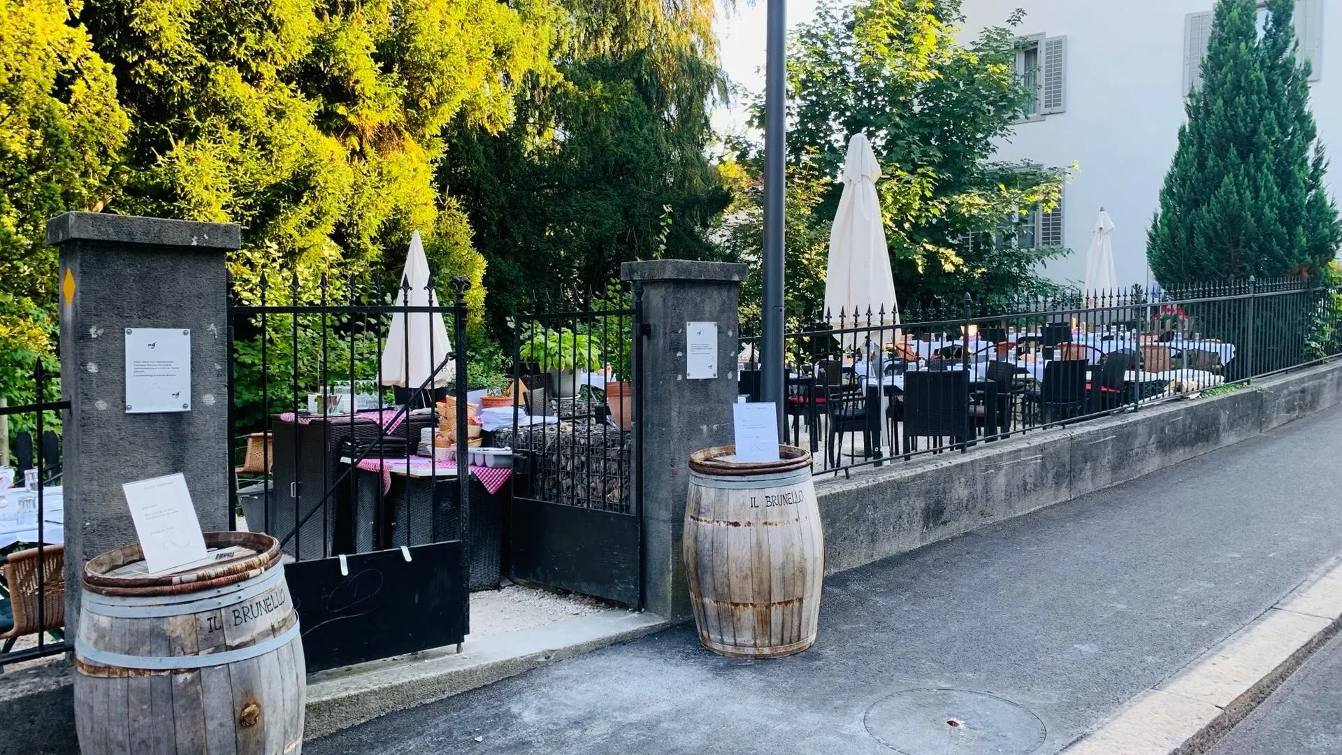 Ristorante Il Brunello, Gartensitzplatz