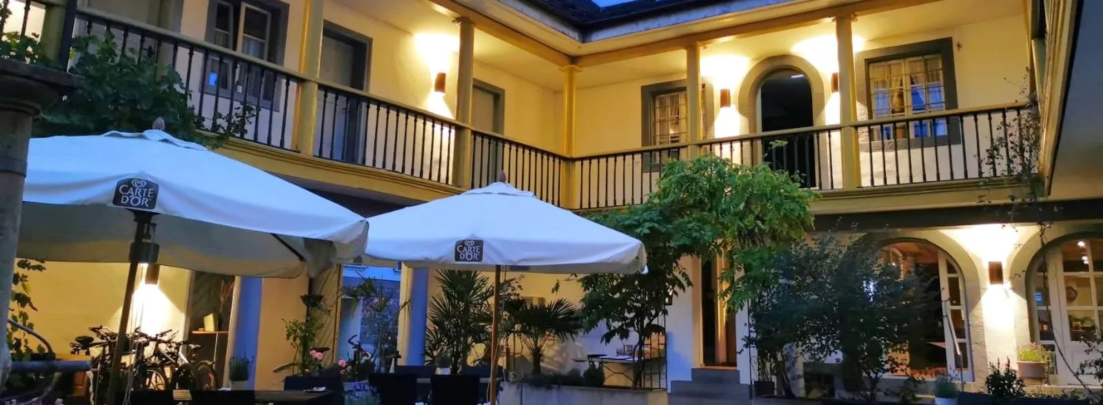 Hotel Gasthof zur Waag von aussen 