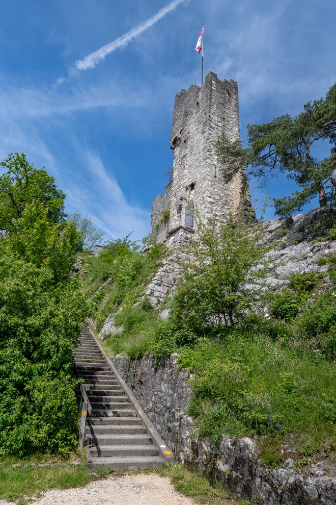 Achtsamkeitsübung Ruine Stein