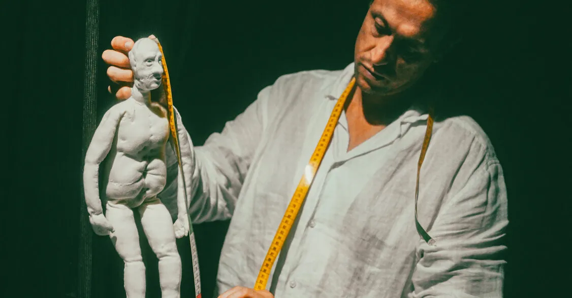Figura Theaterfestival: Scaena corpus – Mann und Puppe nehmen Mass
