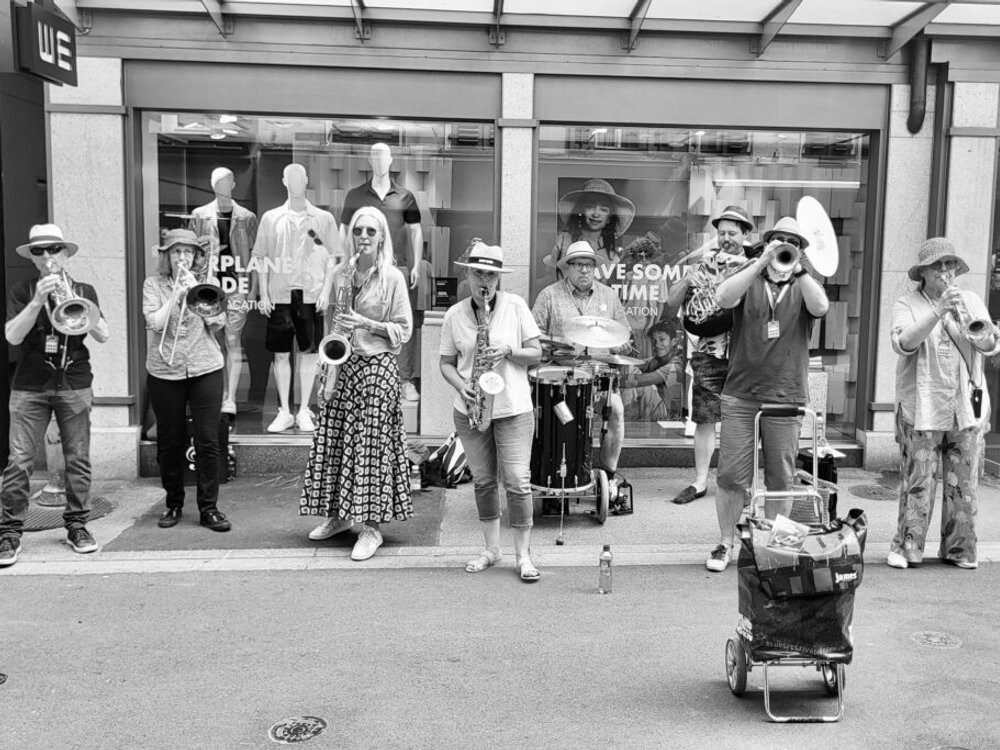 Gratiskonzert: Los e-Moll (CH)