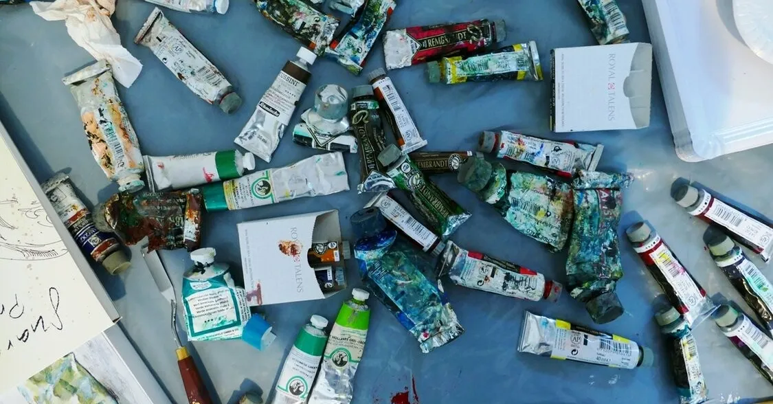 Zeichnen und Malen im Park