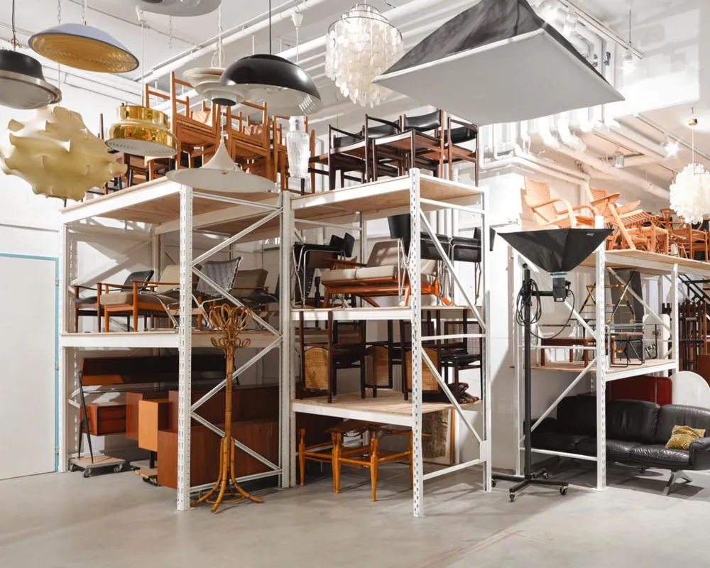 Okay Art Storage Hall