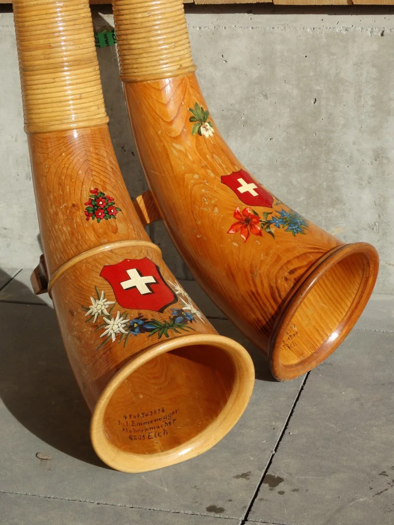Musikalische Darbietung in beiden Kirchen