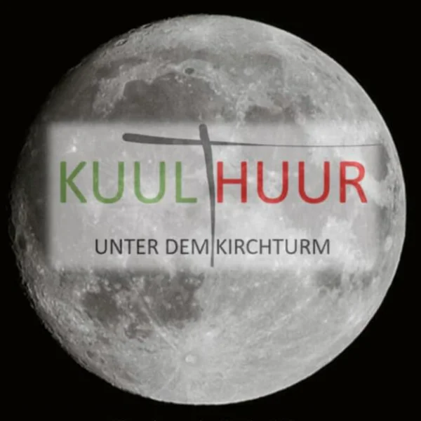 Kuulthuur unter dem Kirchturm