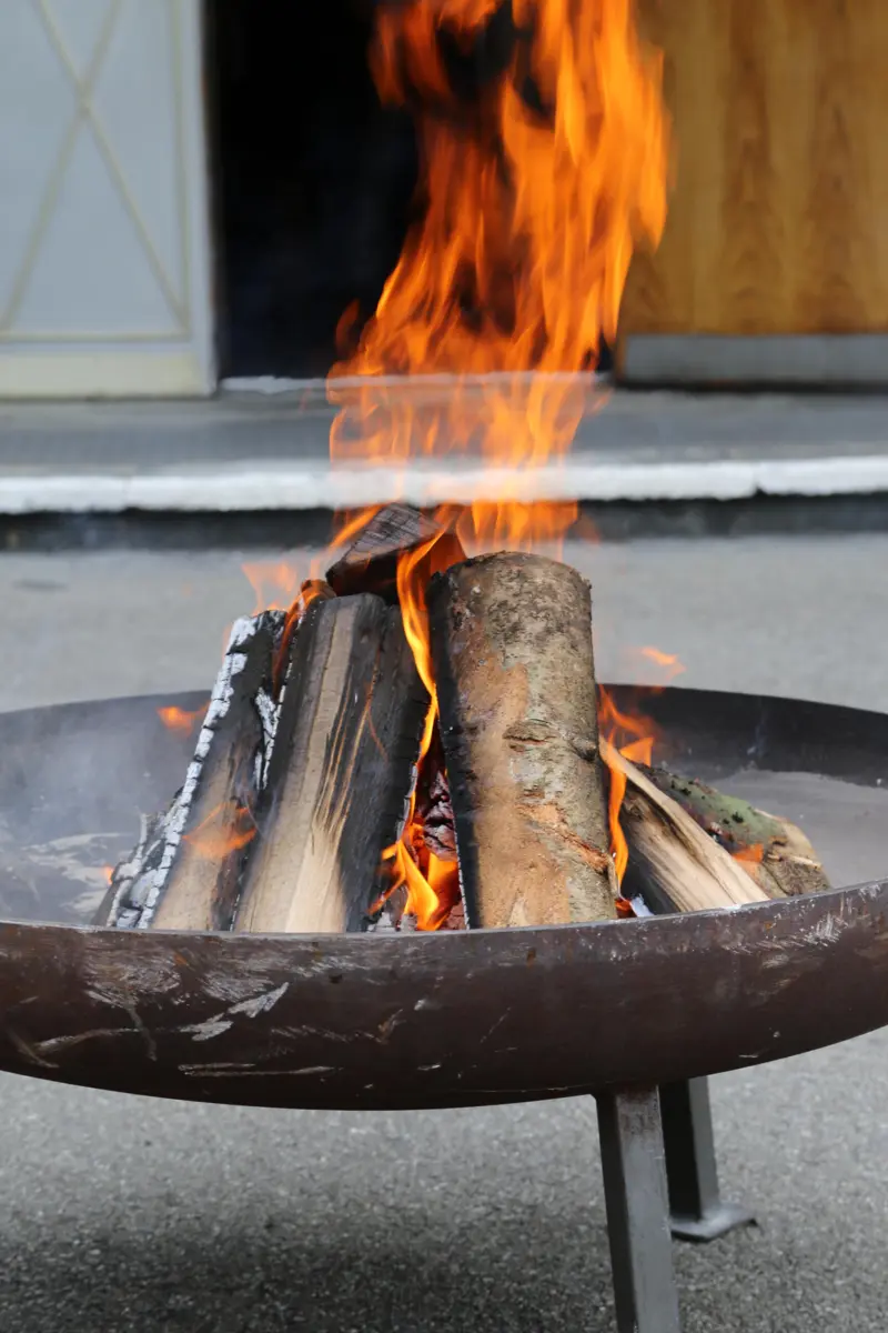 Erzählnacht am Feuer mit Essen aus biblischer Zeit