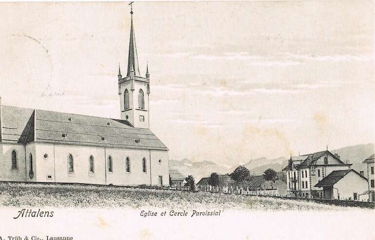Projection photos, avez-vous réellement vu l'église d'Attalens ?