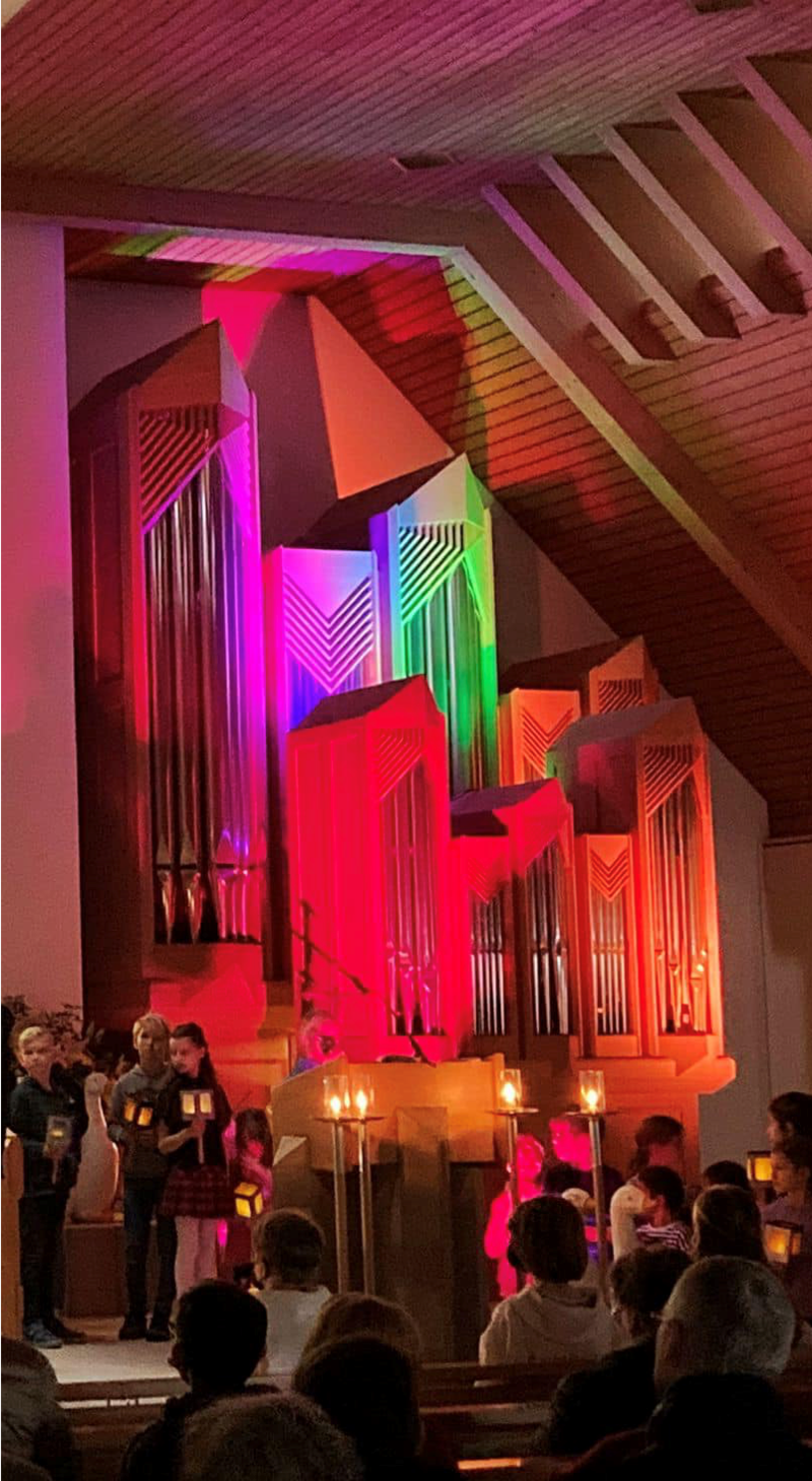 Kick-off der "Langen Nacht der Kirchen" in St. Martin unter dem Motto "Feuer und Flamme": offenes Rise-up-Singen