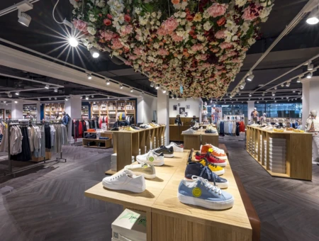 Mode Bernheim, Kasinostrasse 25