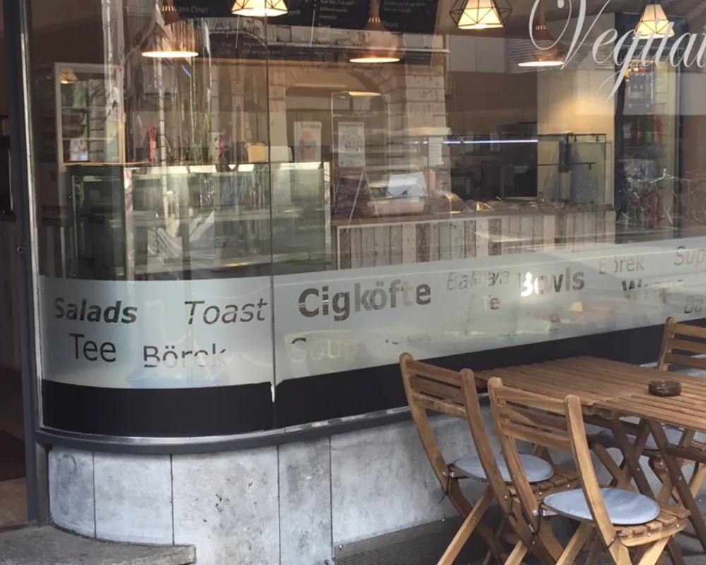 Vegitat Klybeckstrasse