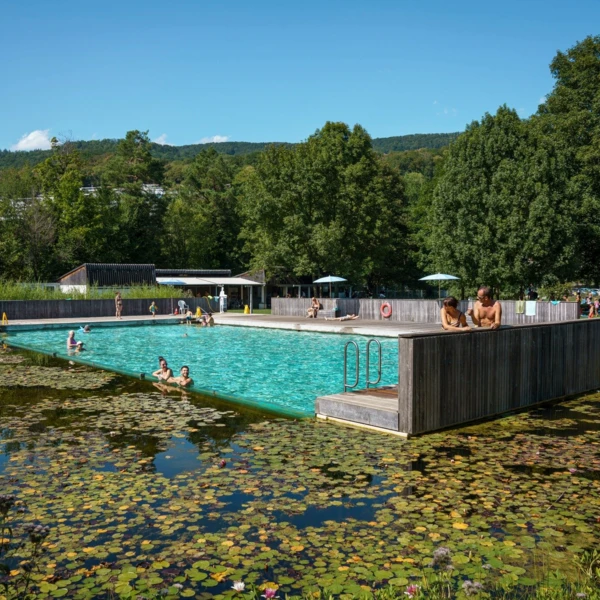 Badeplausch im Bio-Schwimmbad Biberstein.