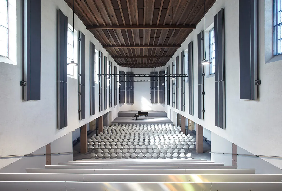 Die Don Bosco Kirche als neu umfunktioniertes modernes Musik- und Kulturzentrum Don Bosco Basel.