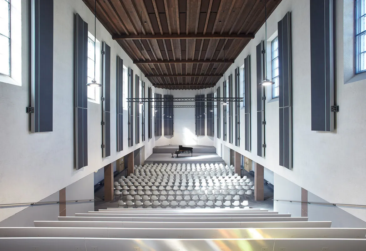 Die Don Bosco Kirche als neu umfunktioniertes modernes Musik- und Kulturzentrum Don Bosco Basel.