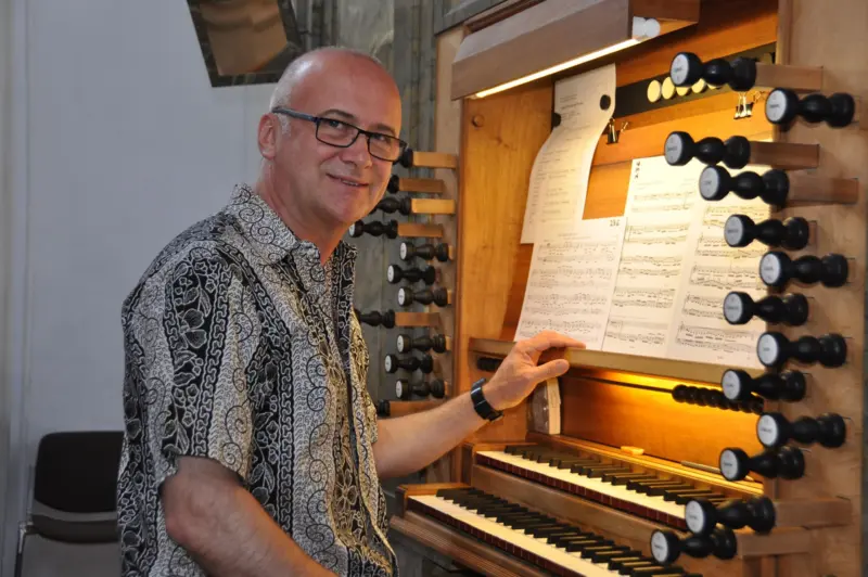 Abschluss mit Orgelmusik im Verenamünster